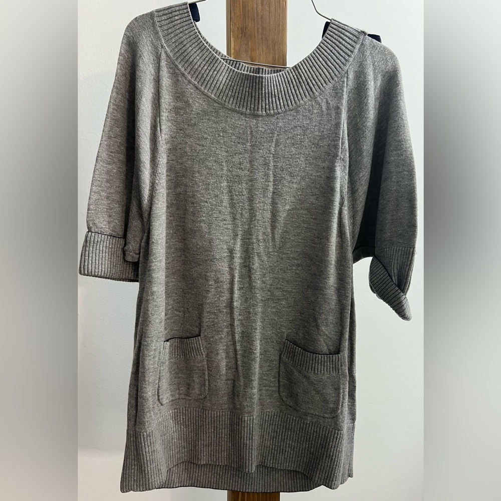 Gray Knit Sweater‎ with Pockets